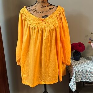 Sophie blouse size 30/32. NWT.